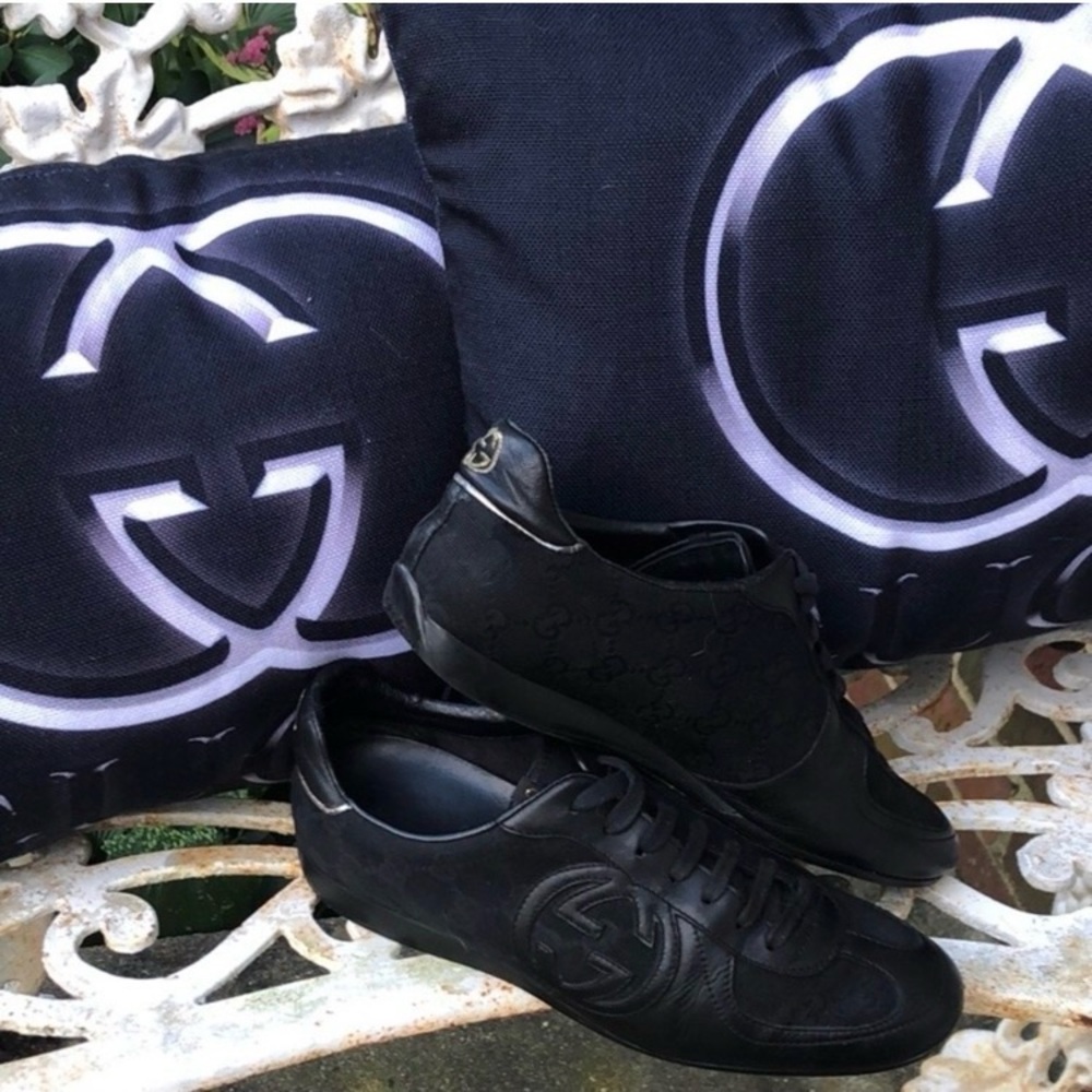Gucci Guccissima Sneakers black and gold logo